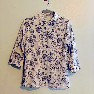Denim & Company Women’s White & Black Cotton Blend Floral Button Down Shirt -XS